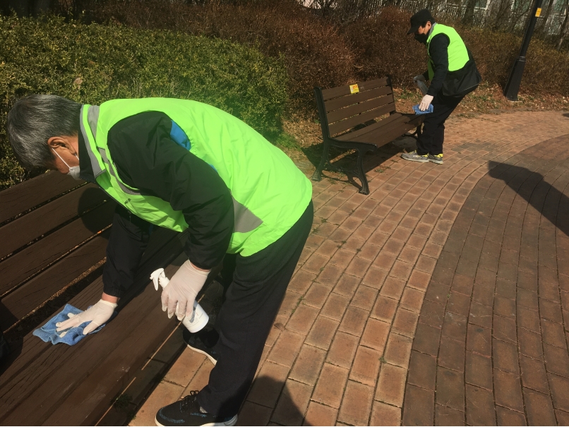 시니어방역단_11조_3월모니터링의 3번째 이미지