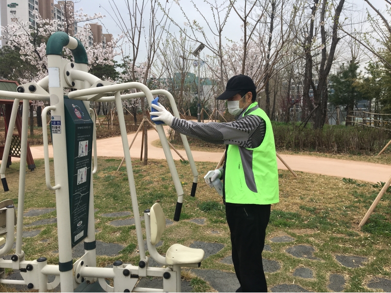 시니어방역단 4월2일 모니터링(갈산근린공원)의 2번째 이미지