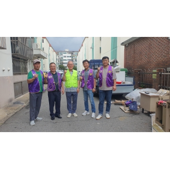 인천 부평구자원봉사센터, 홀몸 어르신 가정 대상 주거환경 개선 재능기부 봉사활동 진행 이미지