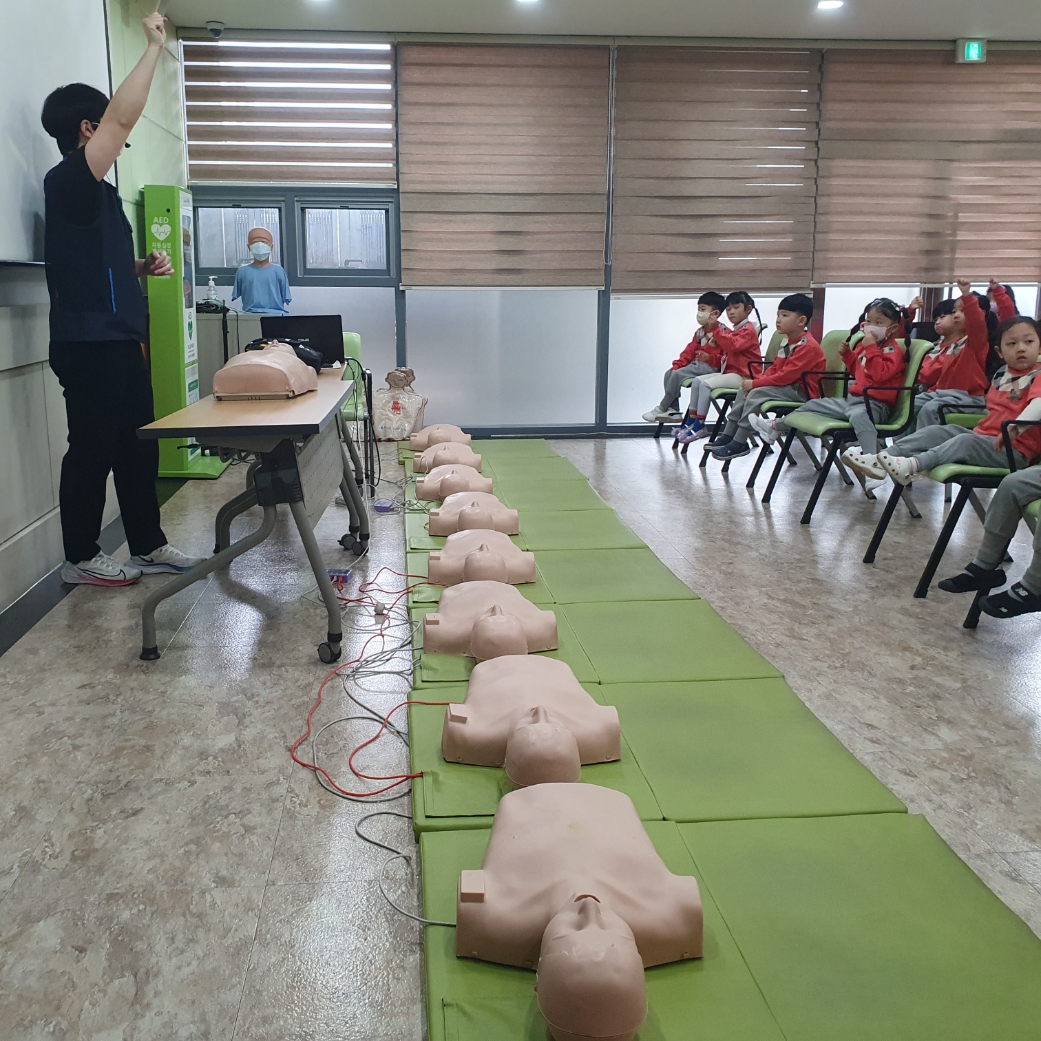 3층 체험관 [심폐소생술체험] 이미지