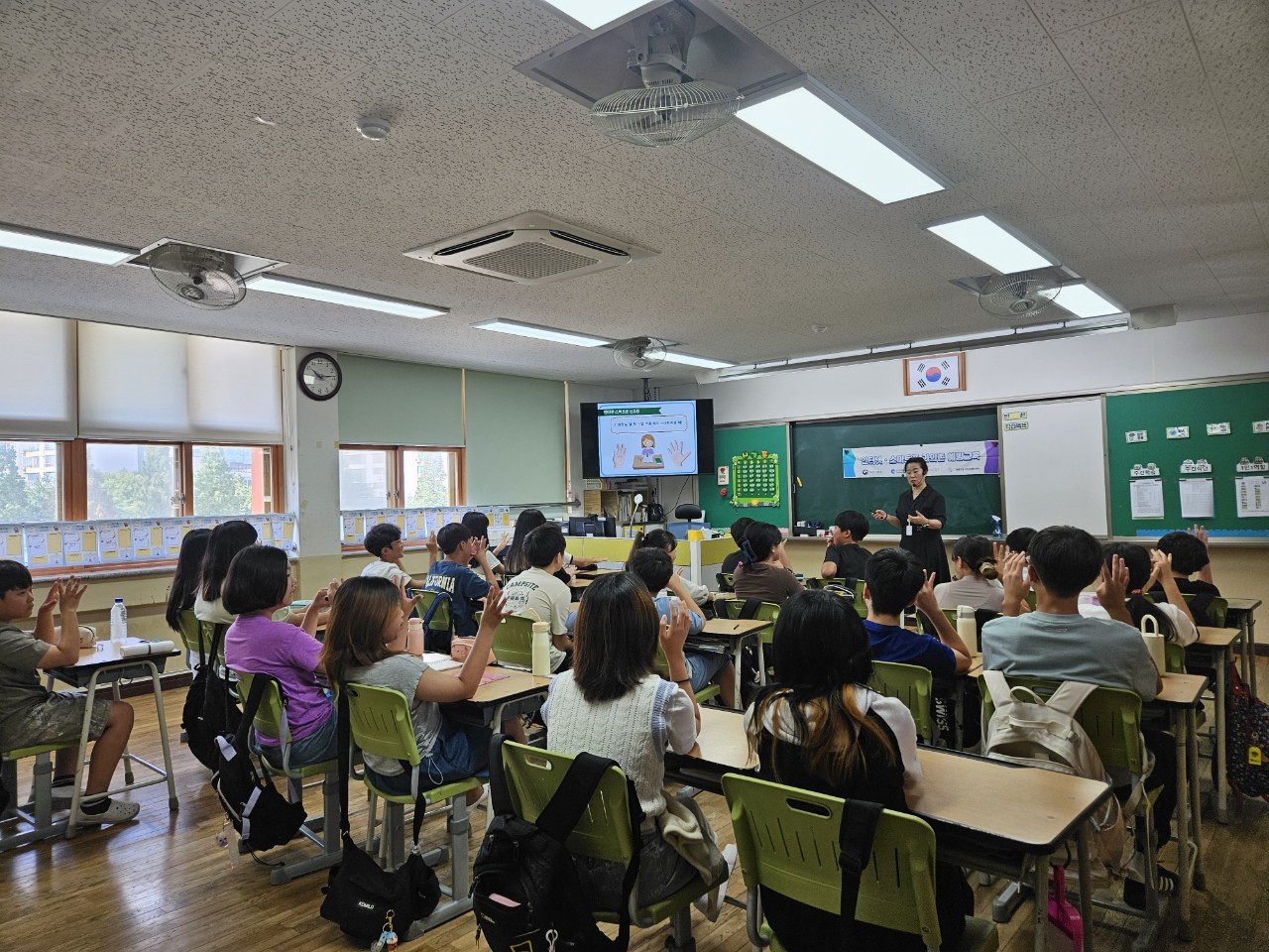 일신초 인터넷스마트폰 과의존 예방교육(8.19.)의 2번째 이미지