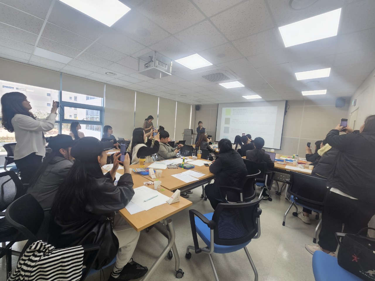 2024년 제1회 부모교육 : 에너지를 주는 색채심리(4.11)의 2번째 이미지