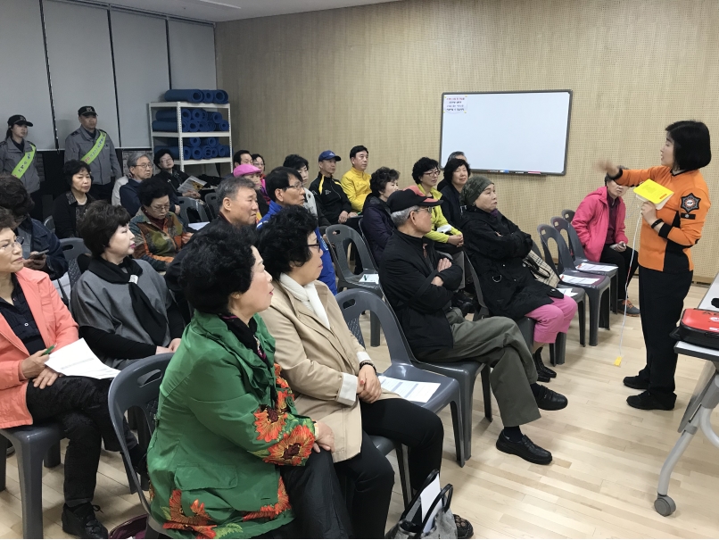 2019년 상반기 교육 (심폐소생술 및 보이스피싱 범죄 예방교육)의 1번째 이미지