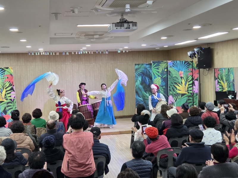 산곡노인문화센터, 한울소리 마당놀이 공연 진행의 2번째 이미지