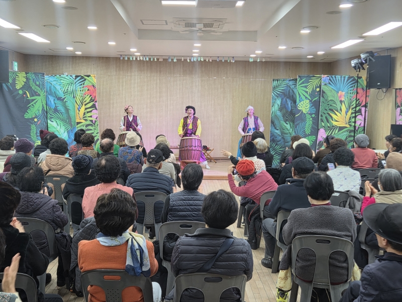 산곡노인문화센터, 한울소리 마당놀이 공연 진행의 3번째 이미지