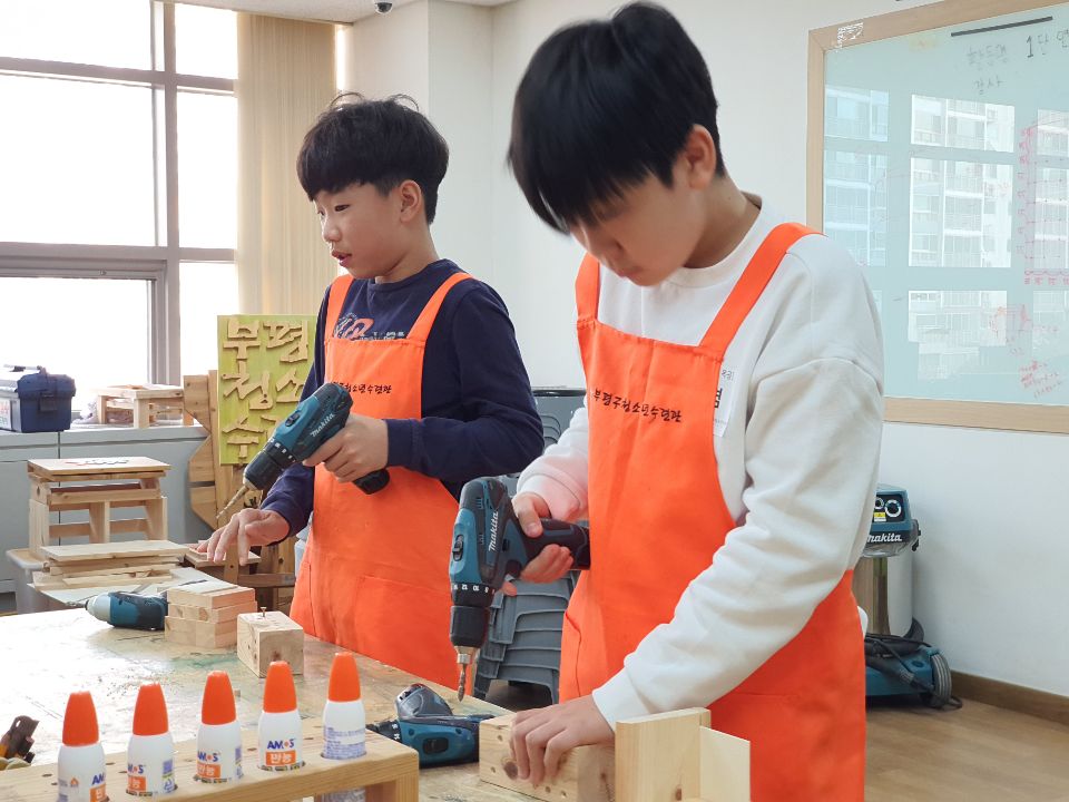 창의계발프로젝트 '뚝딱뚝딱 목공'의 3번째 이미지