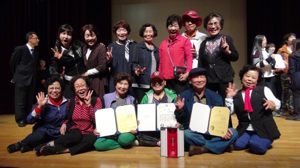 2012 은빛여울 하하 보라매연극제 3관왕 수상 이미지